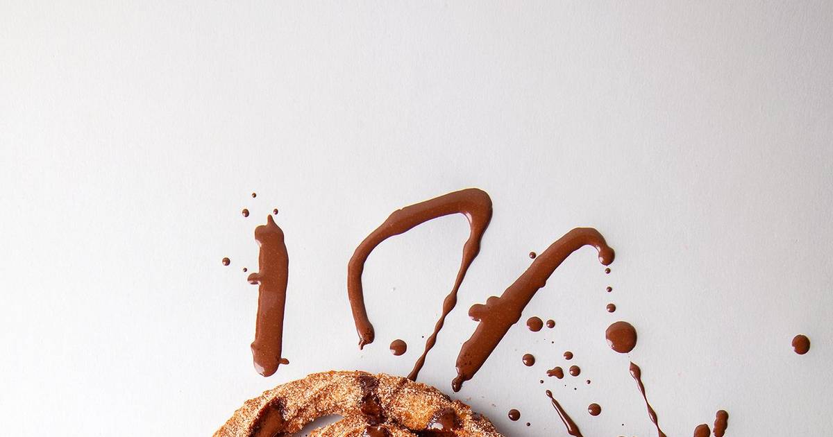 Cansado dos doces de Natal? Farturas com molho de chocolate podem ser a solução