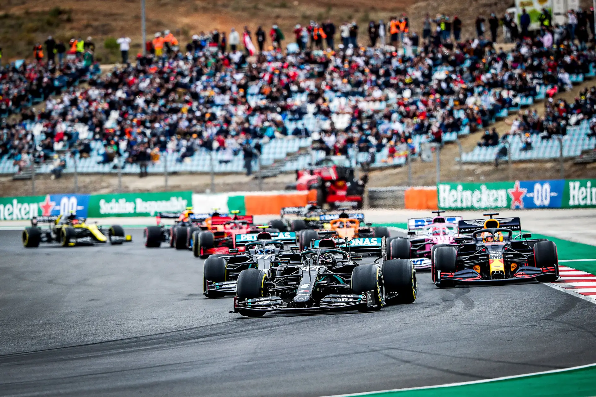 Algarve espera impacto económico no mínimo de €150 milhões em cada ano da Fórmula 1