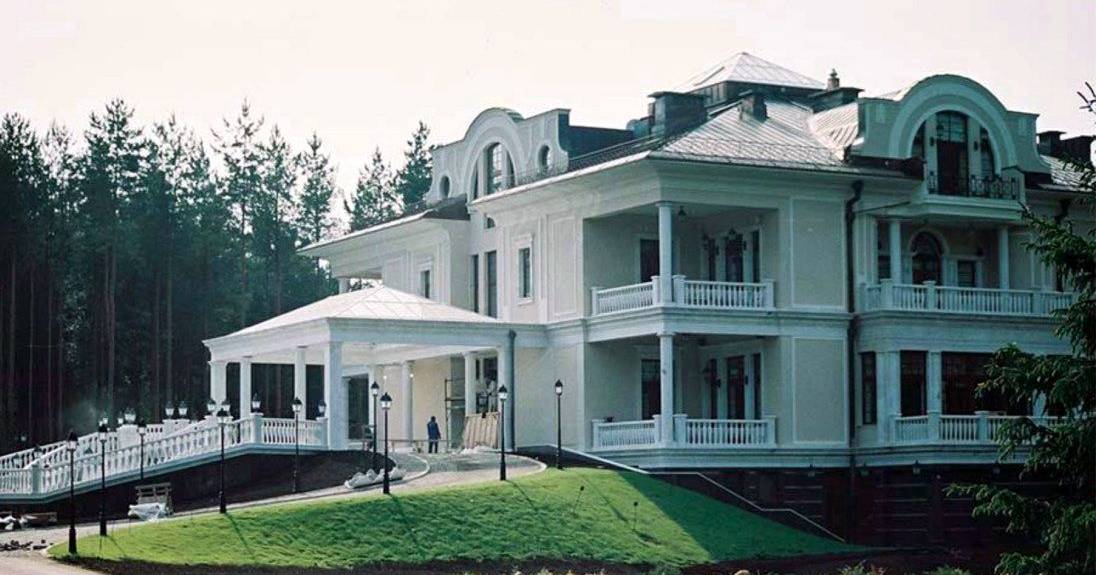 Valdai, a pequena “Versalhes” de Putin: como é o palácio isolado que Moscovo acusa a Ucrânia de ter atacado com drones