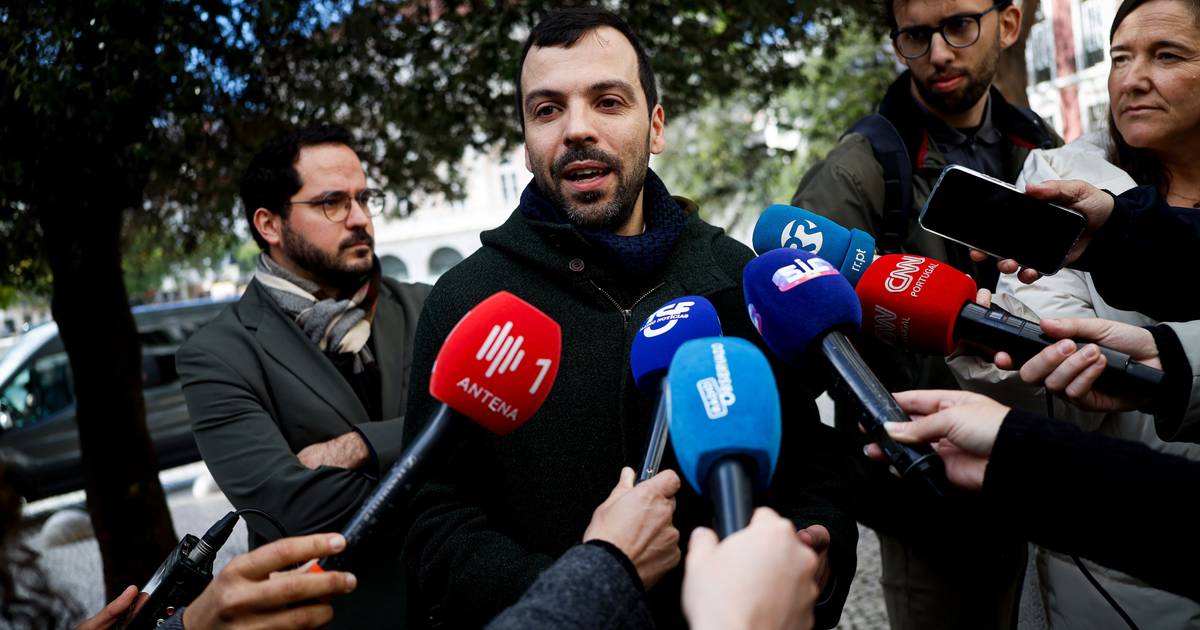 Jorge Pinto pede demissão da ministra da Saúde e questiona ‘timing’ da compra de ambulâncias