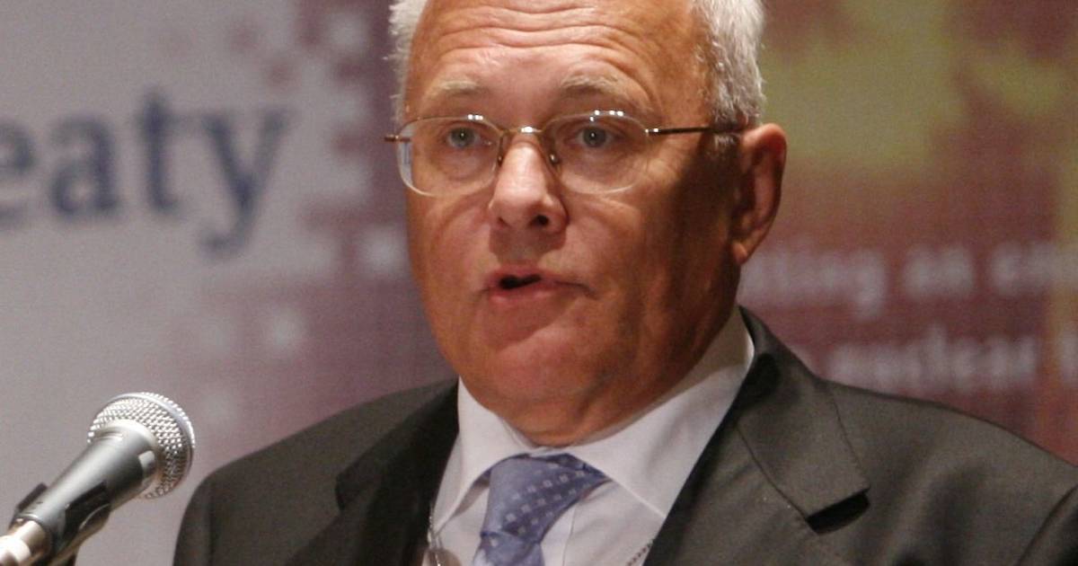 “Apesar do que Orbán diz, na Hungria toda a gente está orientada para o Ocidente”: entrevista com o ex-MNE húngaro Péter Balázs