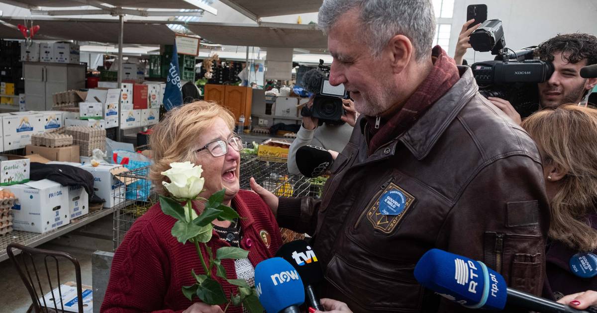 Ventura e Cotrim pedem demissão da ministra, almirante responsabiliza Montenegro: candidatos querem esclarecimentos na Saúde