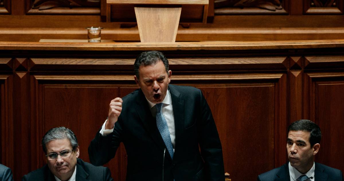 Montenegro acredita numa “transição estável” e defende papel dos EUA na Venezuela