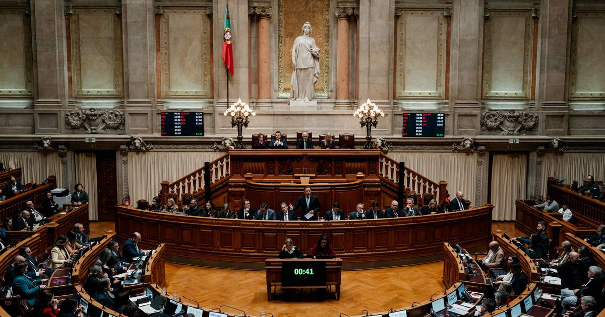 Mau tempo: Comissão proposta pelo PSD baixa à comissão sem votação e quer acompanhar PTRR