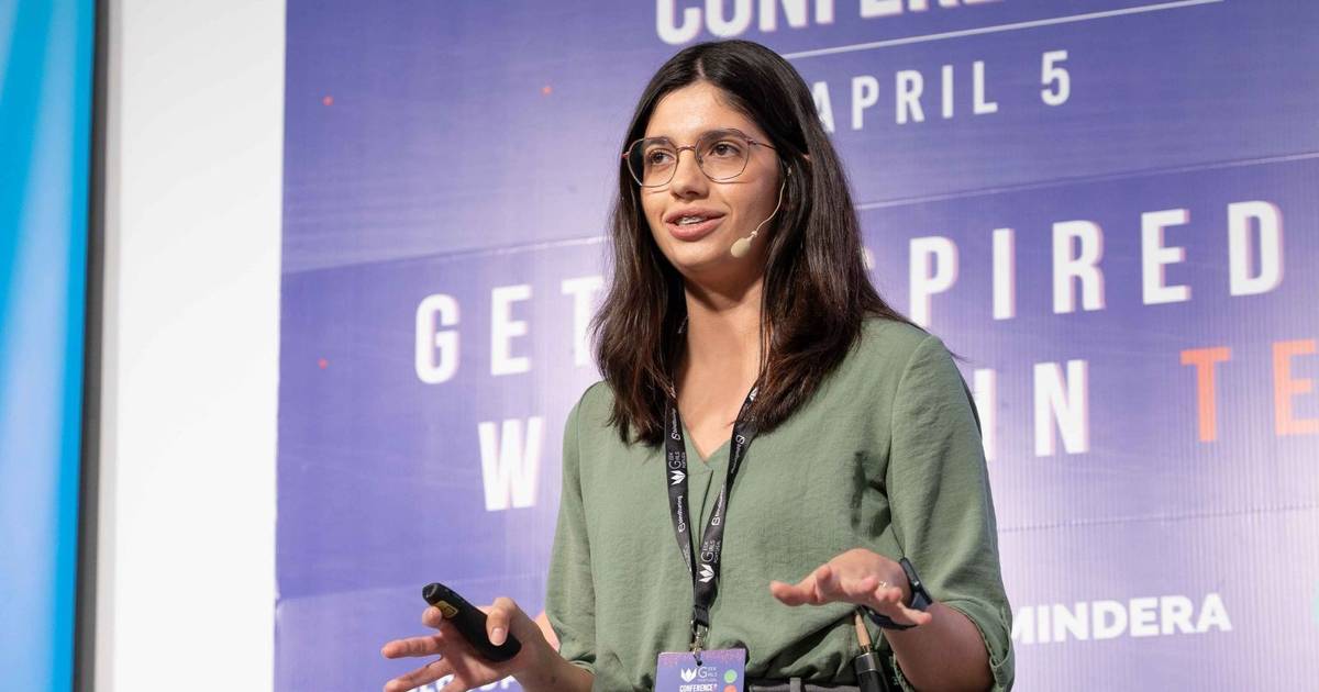 Maria is a bioengineer who chose to put Artificial Intelligence at the service of healthcare: in 2026 she will be the only young Portuguese in Davos