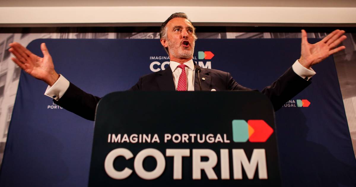 Sondagem dá impulso a Cotrim: “Aqui estou, de pé, inteiro, pronto para a luta”