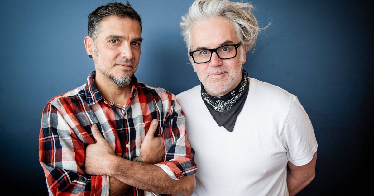 Primitive Reason: “Cabiam 300 e de repente havia pessoas por cima de pessoas. Penduradas no candelabro, na porta da casa de banho...”