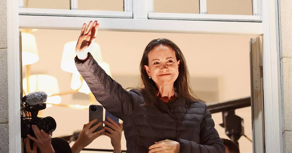 Maria Corina Machado assume que será candidata em 