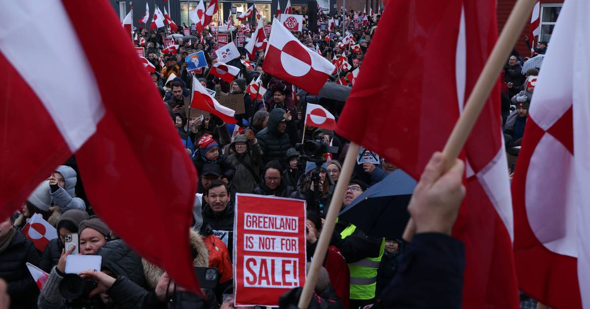 UE reage de forma firme às tarifas de Trump e avisa para “espiral perigosa”