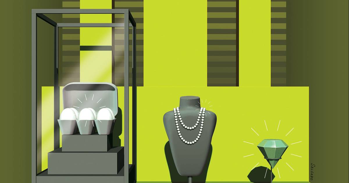 Secrets of a superfood: egg prices keep rising, but the cheapest ones are still nutritious