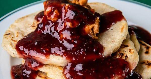 Recipes: snack time — pancakes with jam and peanut butter