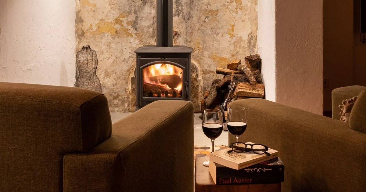In these rural retreats with fireplaces in the bedrooms, the cold stays outside