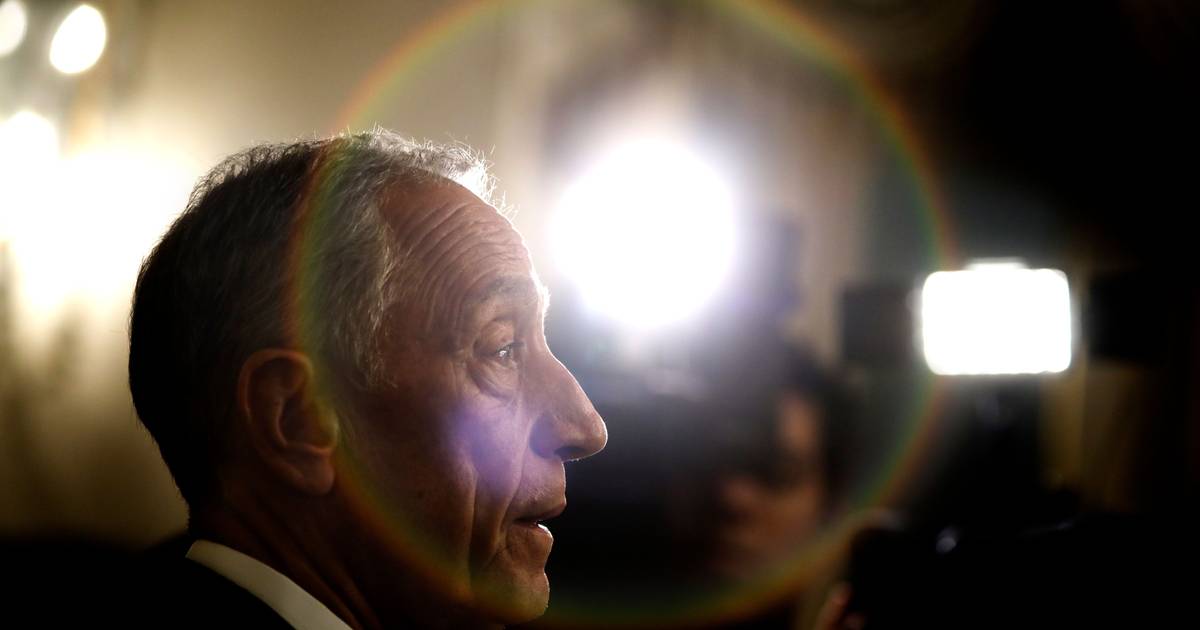 Marcelo begins to say his goodbyes