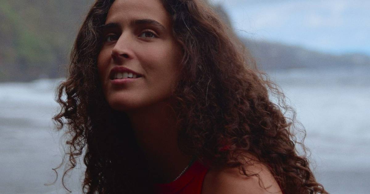 New music for the weekend: Expresso Transatlântico's Os Trópicos, MARO's new direction and the duet by António Zambujo and Caetano Veloso