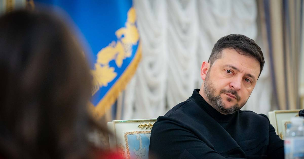 Zelensky acusa europeus de chantagem com oleoduto russo para a Hungria