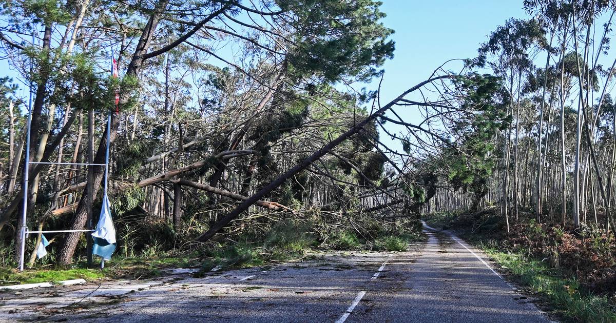 Two dead and more than 400 injured during recovery operations after Storm Kristin