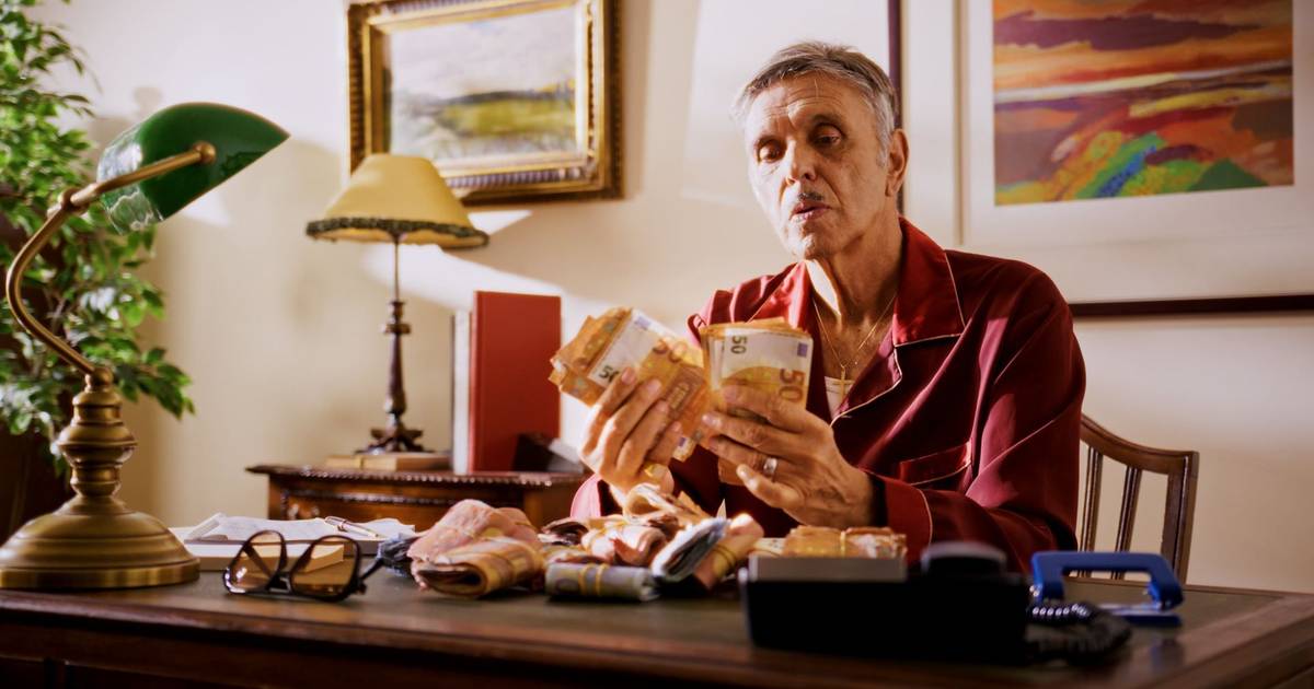 Rui Reininho is the star of 'Sangue e Mármore' (Blood and Marble), a five-episode series based on David Bruno's album — it premieres on the 12th