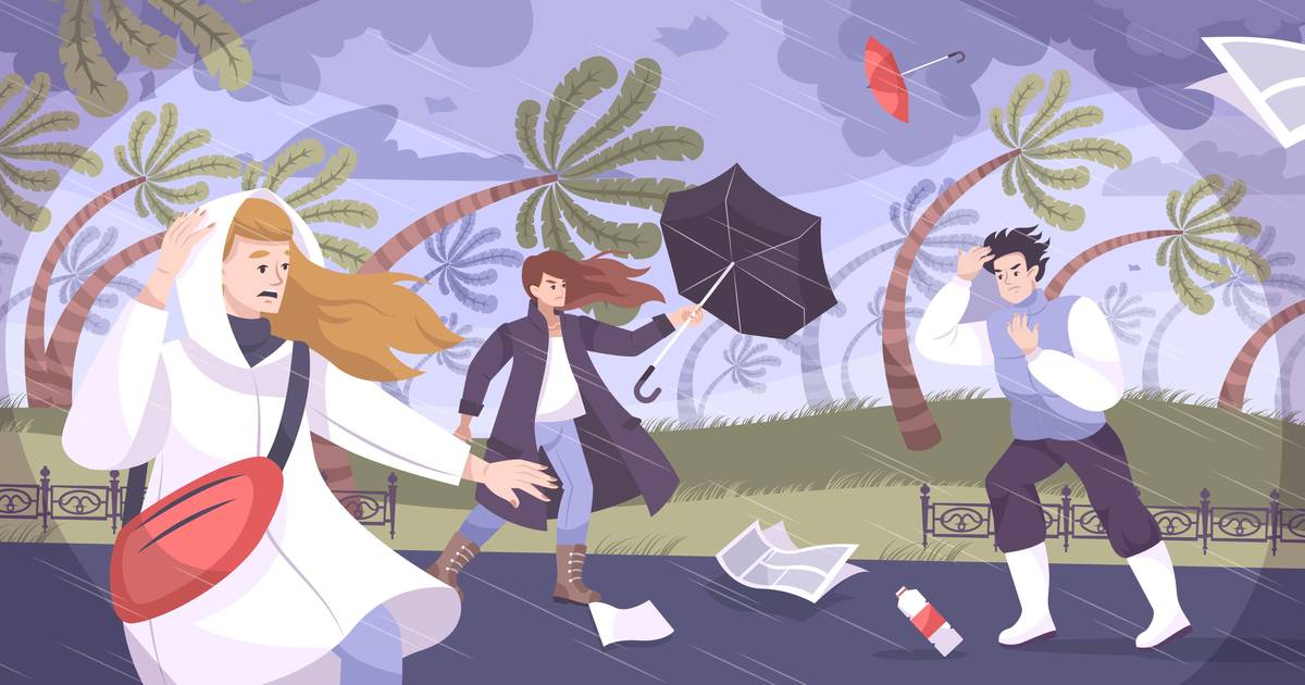 Cursed, train of storms!