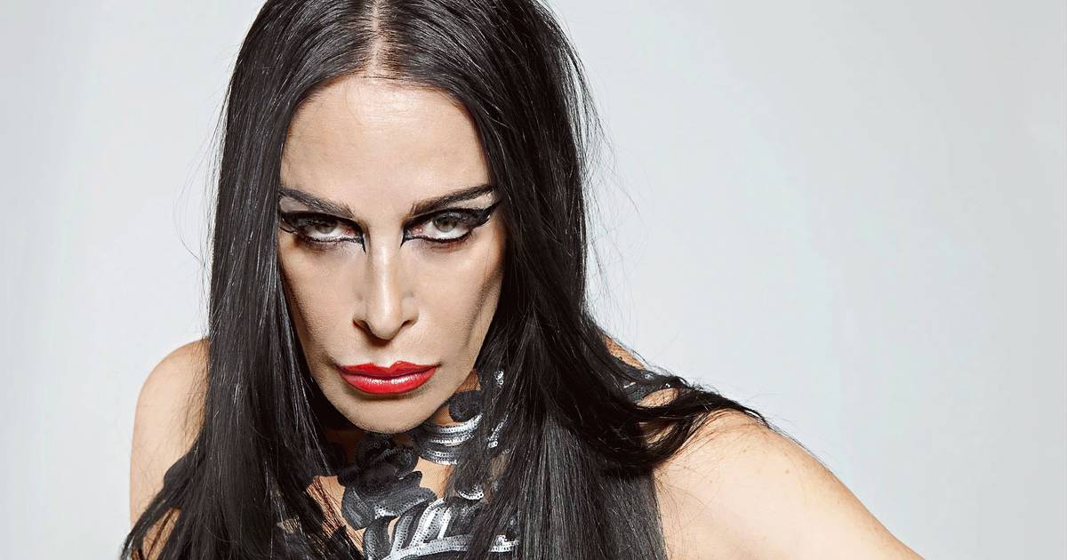 “Estou-me nas tintas se me virem como uma cabra. As pessoas com bandeirinhas da virtude são aborrecidíssimas”: entrevista a Diamanda Galás