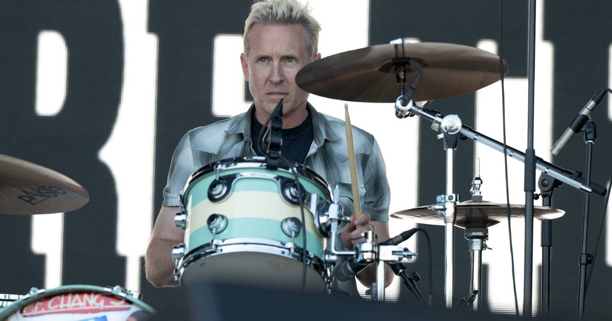 “Os Foo Fighters foram bons para mim... até deixarem de ser. Num dia era só risos, depois simplesmente acabou”