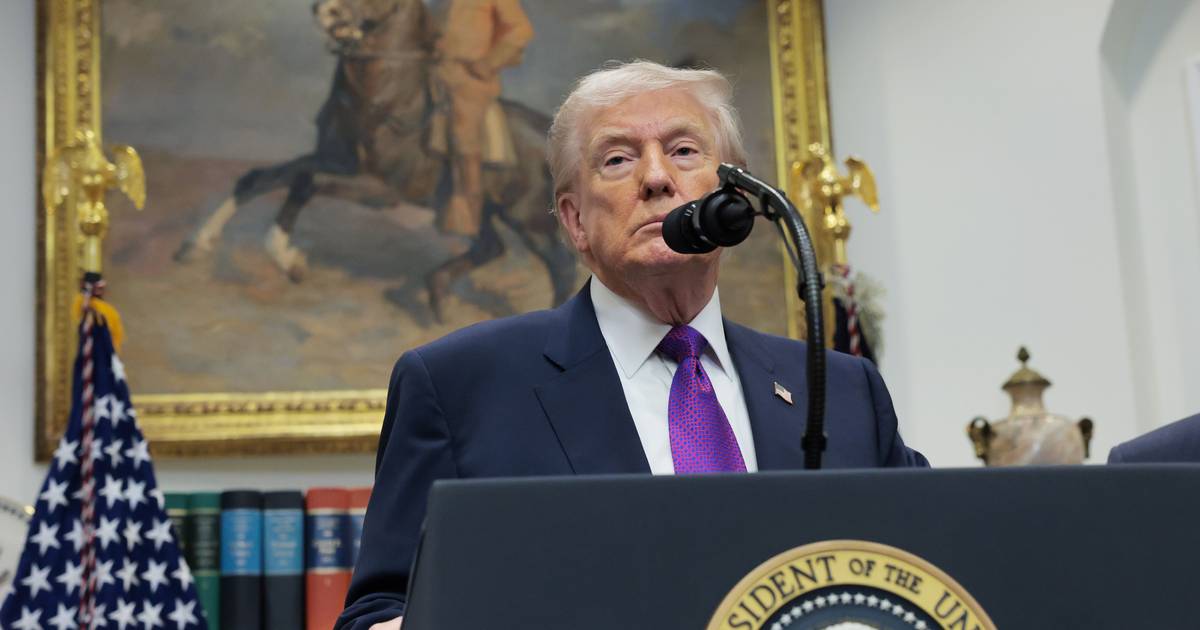 Política de Trump para a Gronelândia cria divisão inédita na sua base eleitoral: cerca de metade dos republicanos estão contra