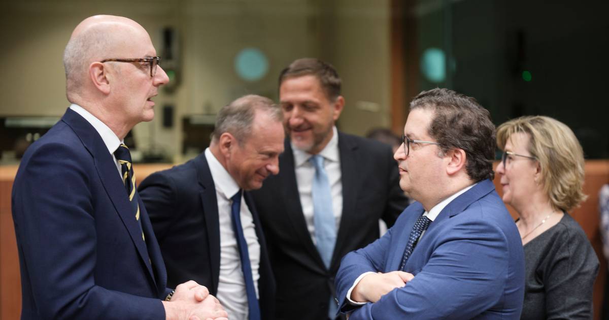 Miranda Sarmento propõe imposto europeu sobre lucros extraordinários das empresas de energia