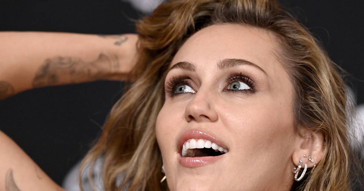 Miley Cyrus regressa à Disney para especial dos 20 anos de “Hannah Montana” no Disney+