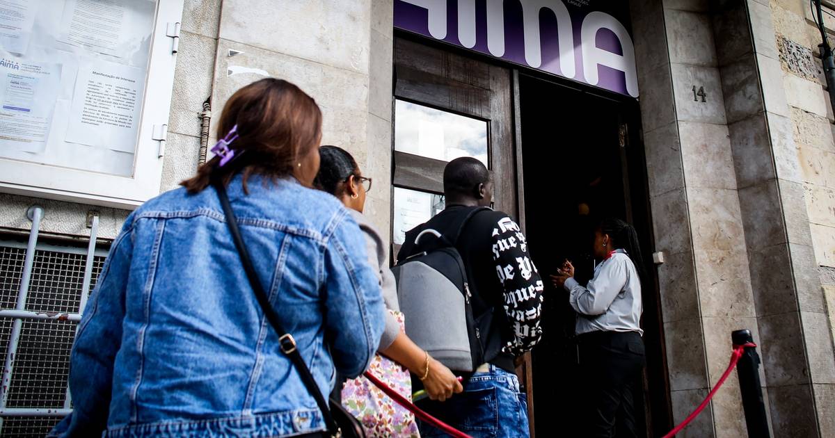 AIMA cultural mediators announce strike over job security