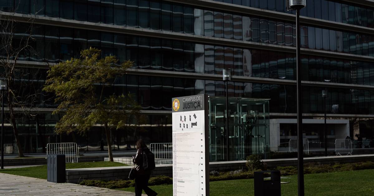 MP demorou mais de sete anos a arquivar processo contra procurador suspeito de receber 