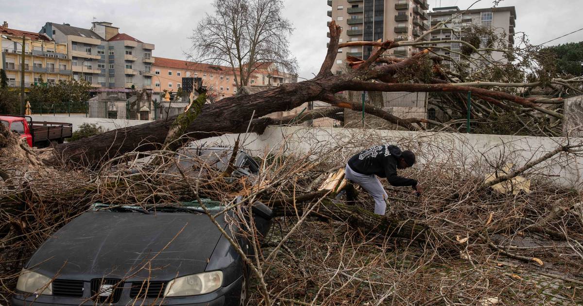 Eletricidade restabelecida e apoios alargados
