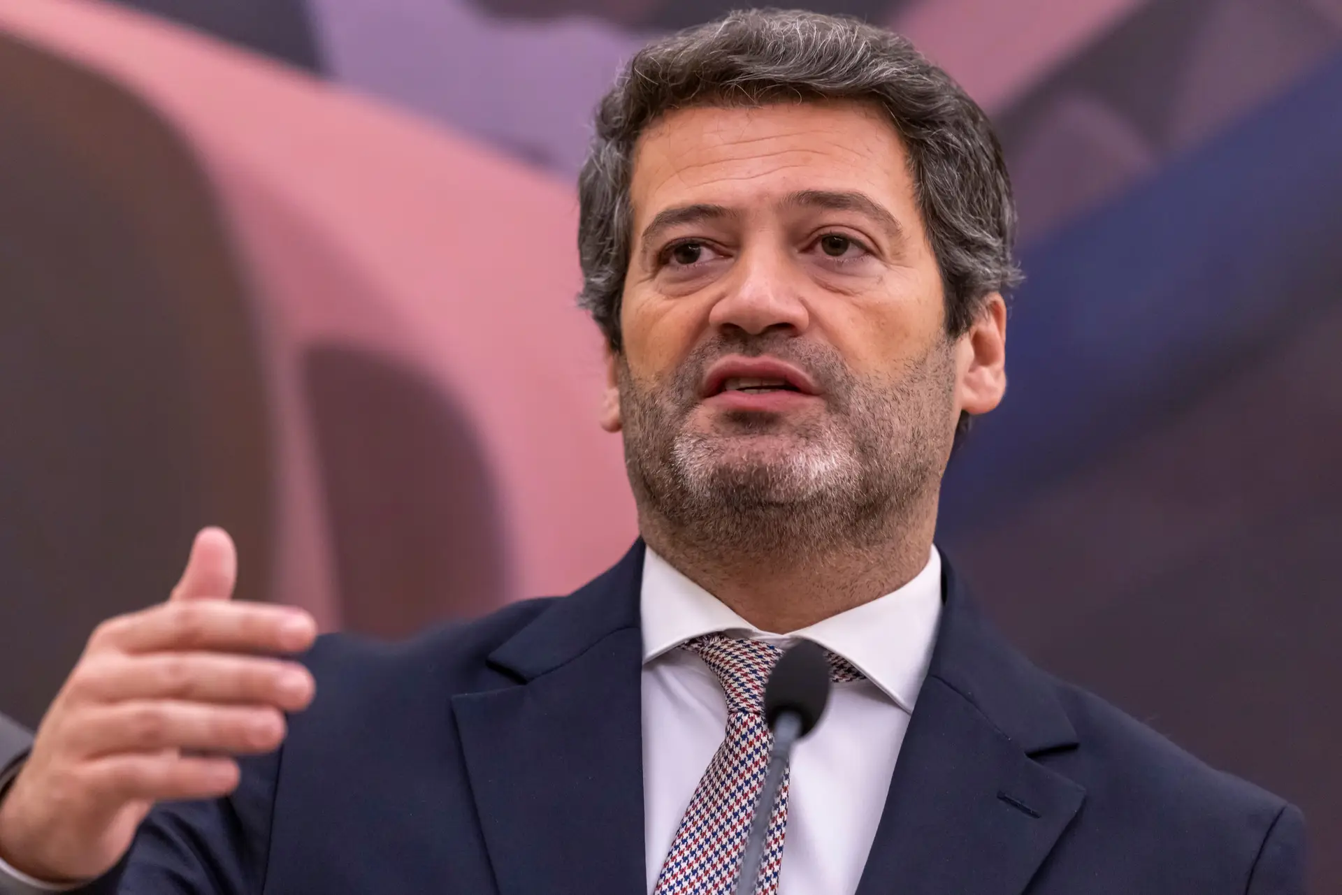 Ventura propõe comissão no parlamento sobre reforma do Estado presidida por  Passos Coelho - Expresso