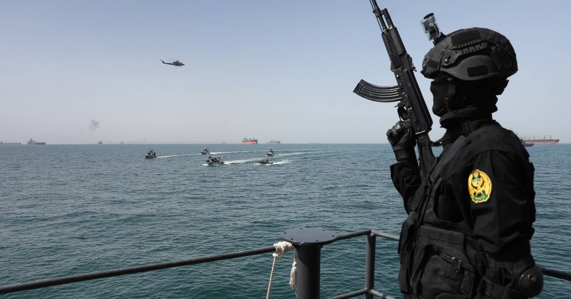 EUA destruíram 16 navios lança-minas iranianos no estreito de Ormuz. Petróleo estabiliza, à espera de Trump EUA destruíram 16 navios lança-minas iranianos no estreito de Ormuz. Petróleo estabiliza, à espera de Trump