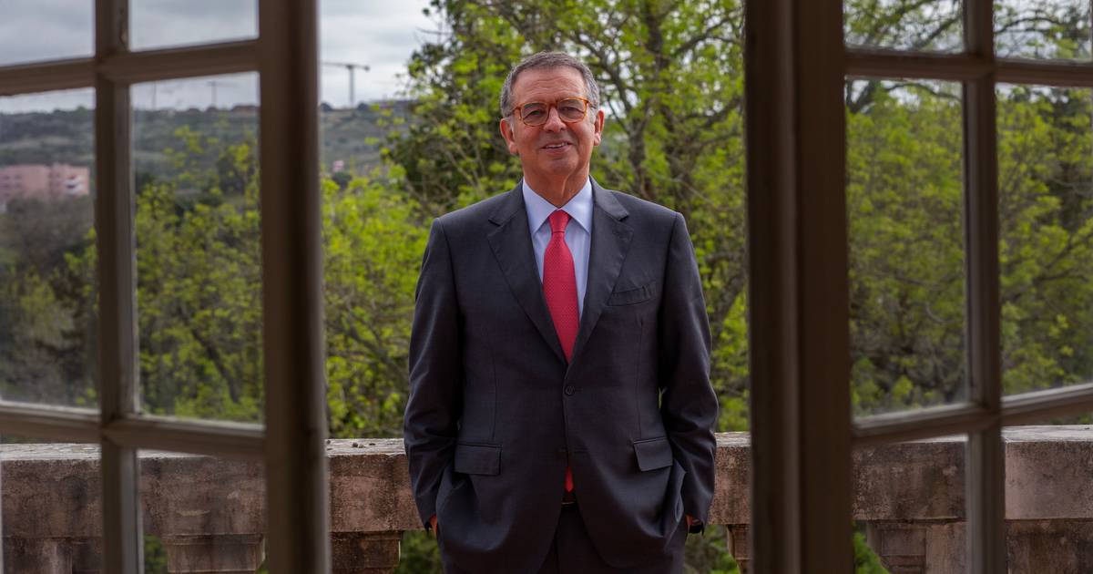 Marcelo dá lugar a Seguro: posse no Parlamento marca início de mandato