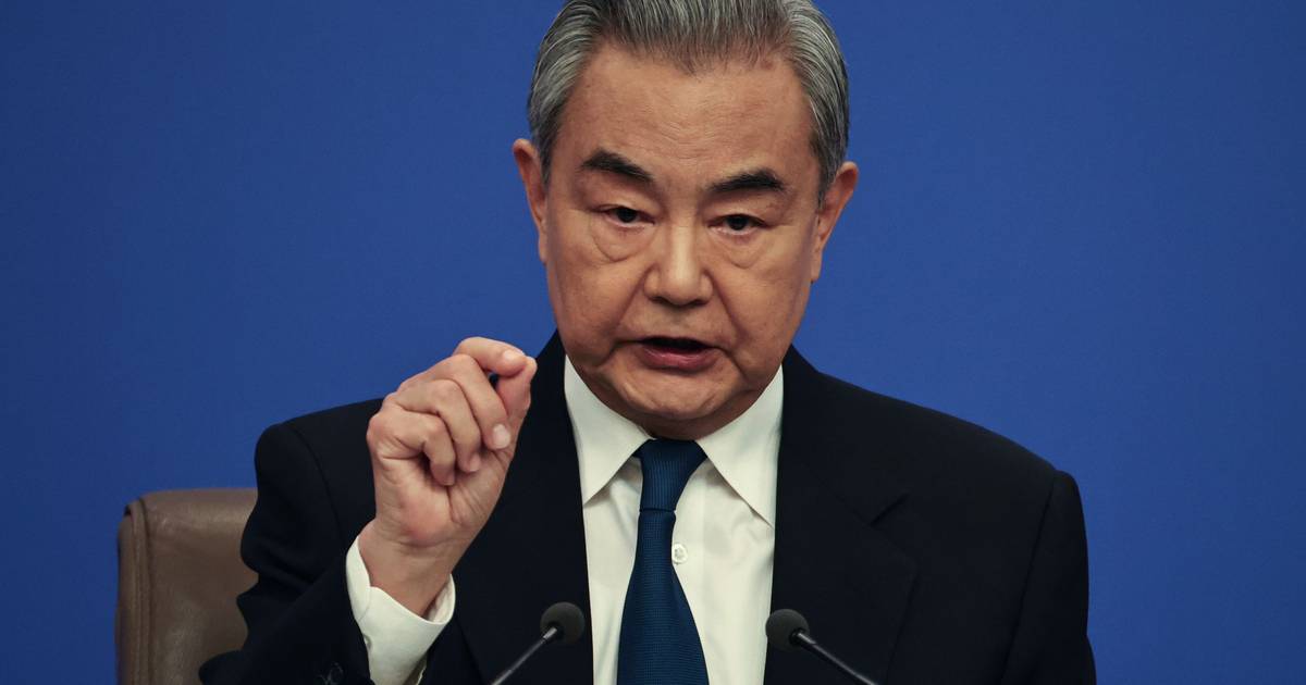 Pequim diz que EUA não deviam ter começado guerra com Irão: MNE deixa recados também sobre Europa e a América Latina