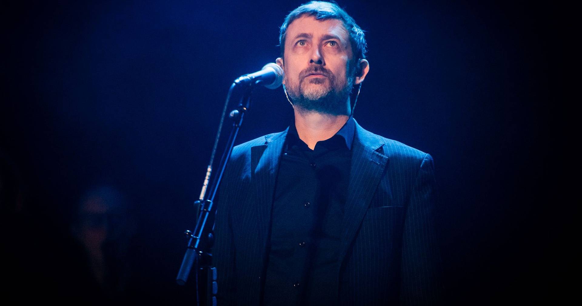 Os magníficos Divine Comedy na Aula Magna contra a depressão dominical: Neil Hannon é o que Morrissey gostaria de ser se tivesse crescido Os magníficos Divine Comedy na Aula Magna contra a depressão dominical: Neil Hannon é o que Morrissey gostaria de ser se tivesse crescido