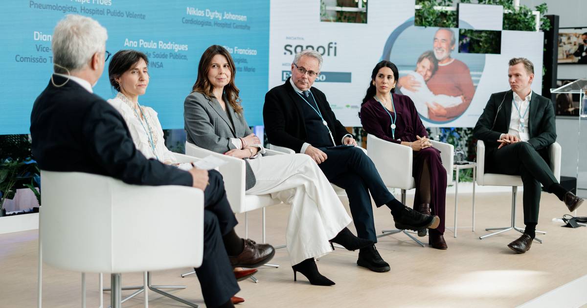 At the Flu Summit, it was clear that it is necessary to combat misinformation and expand the high-dose vaccine