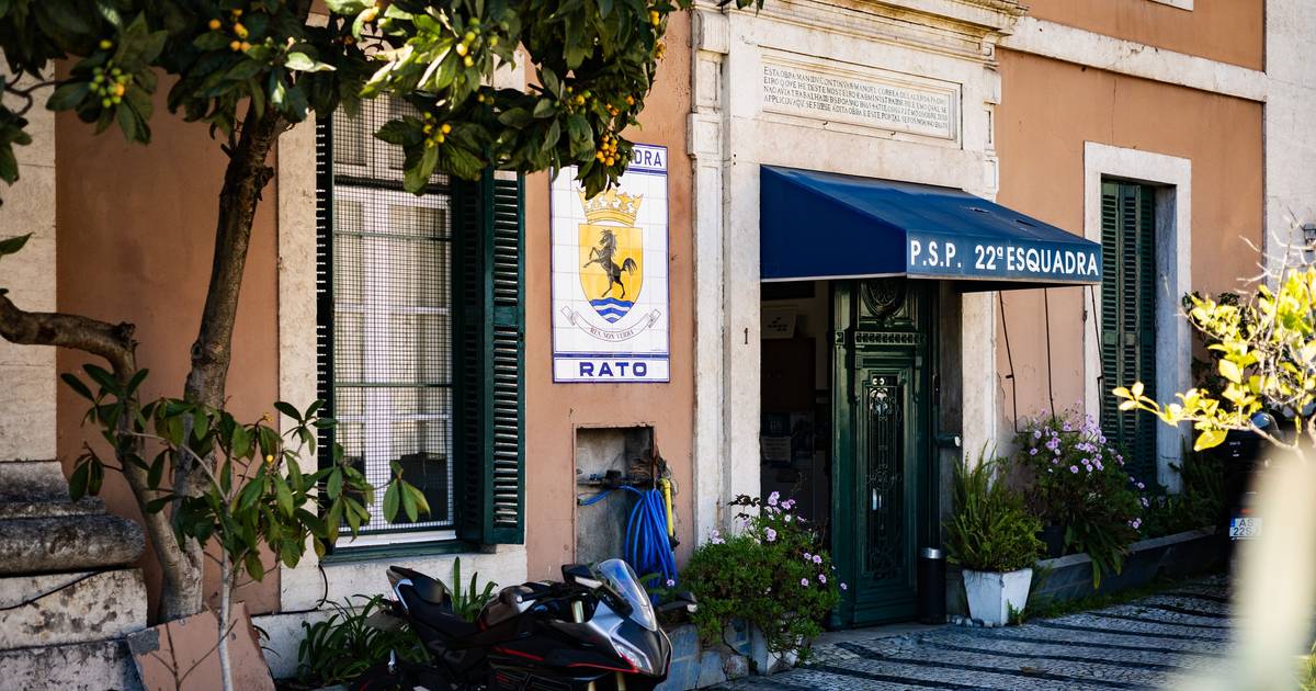 Esquadra do Rato: agentes terão sido avisados de que estavam a ser vigiados