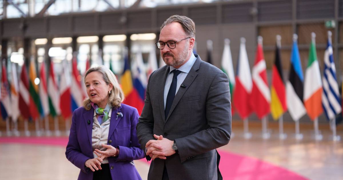 Brussels denies new crisis but admits to capping gas prices