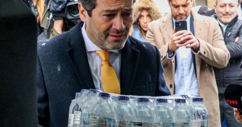 Inimigo Público: Ventura delivered jerrycans of petrol and diesel to populations affected by the rise in fuel prices