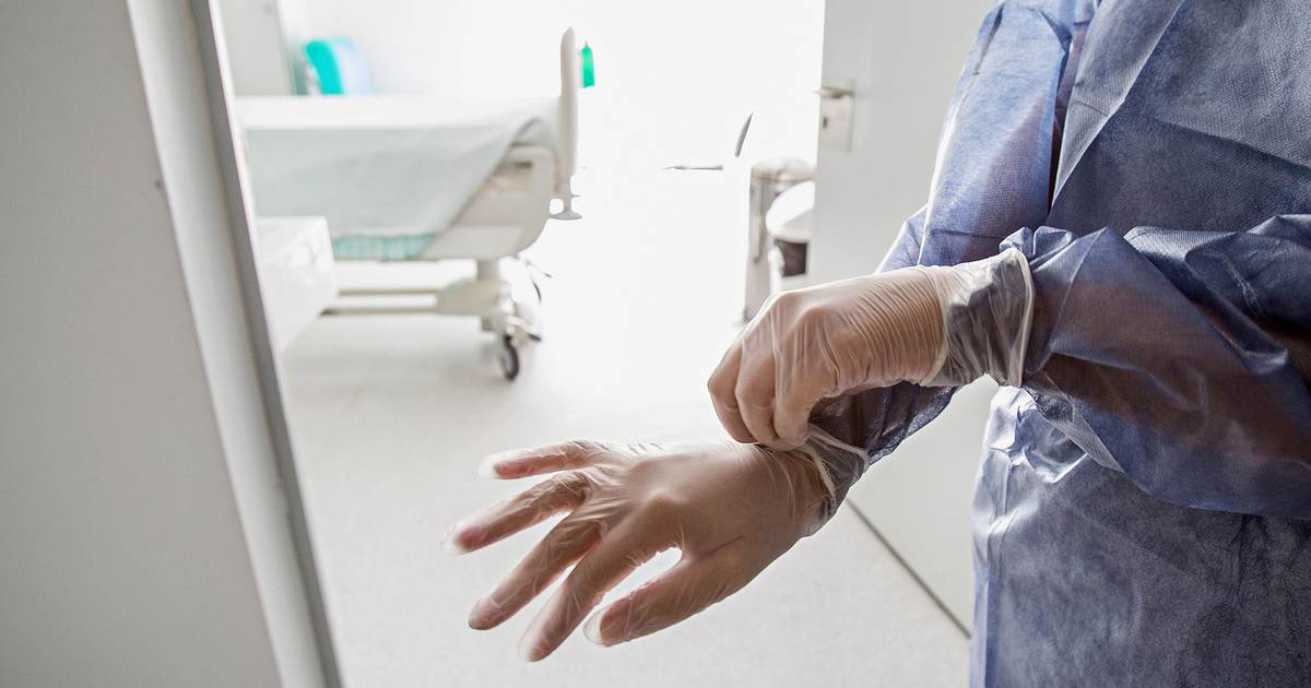 Lack of doctors prevents opening of central Emergency department in Almada