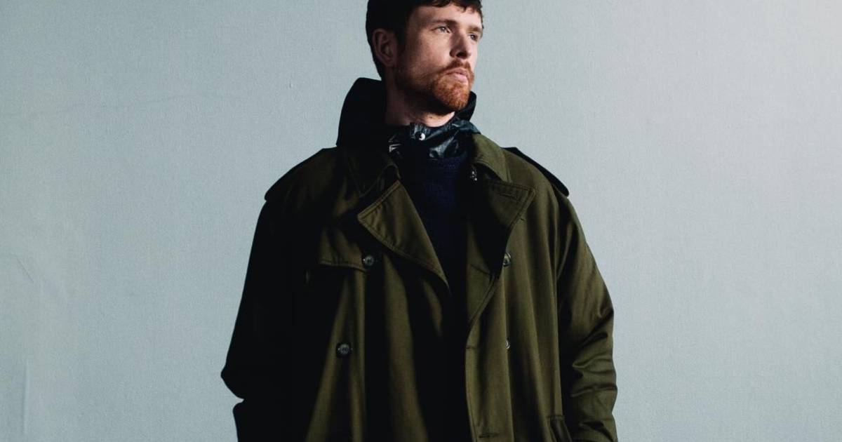 Música nova para o fim de semana: os desafios de James Blake, o funeral dos PAUS e os passos de Carlão