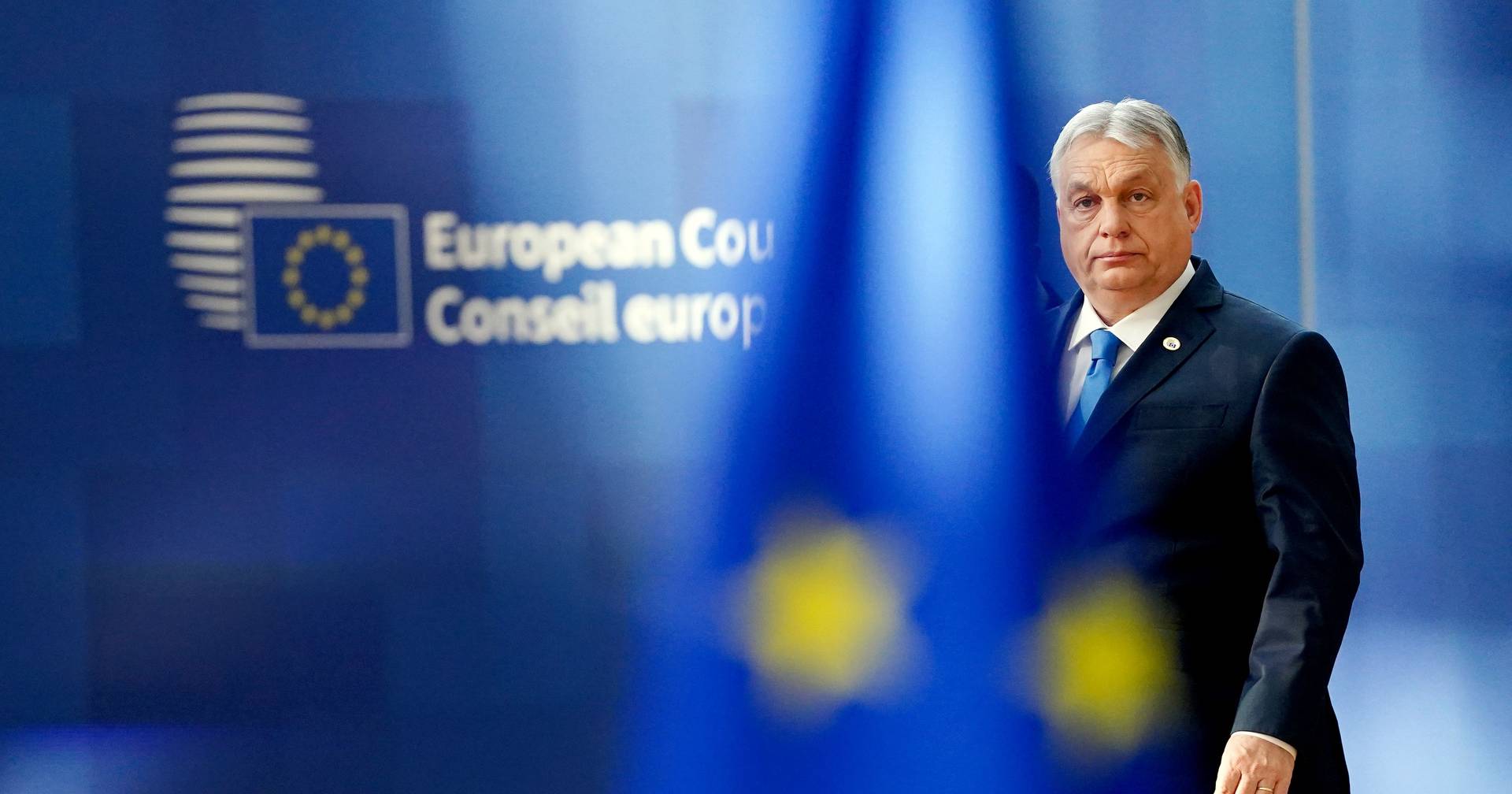 Líderes da UE “condenam” duramente comportamento de Orbán, mas húngaro vence no braço-de-ferro Líderes da UE “condenam” duramente comportamento de Orbán, mas húngaro vence no braço-de-ferro
