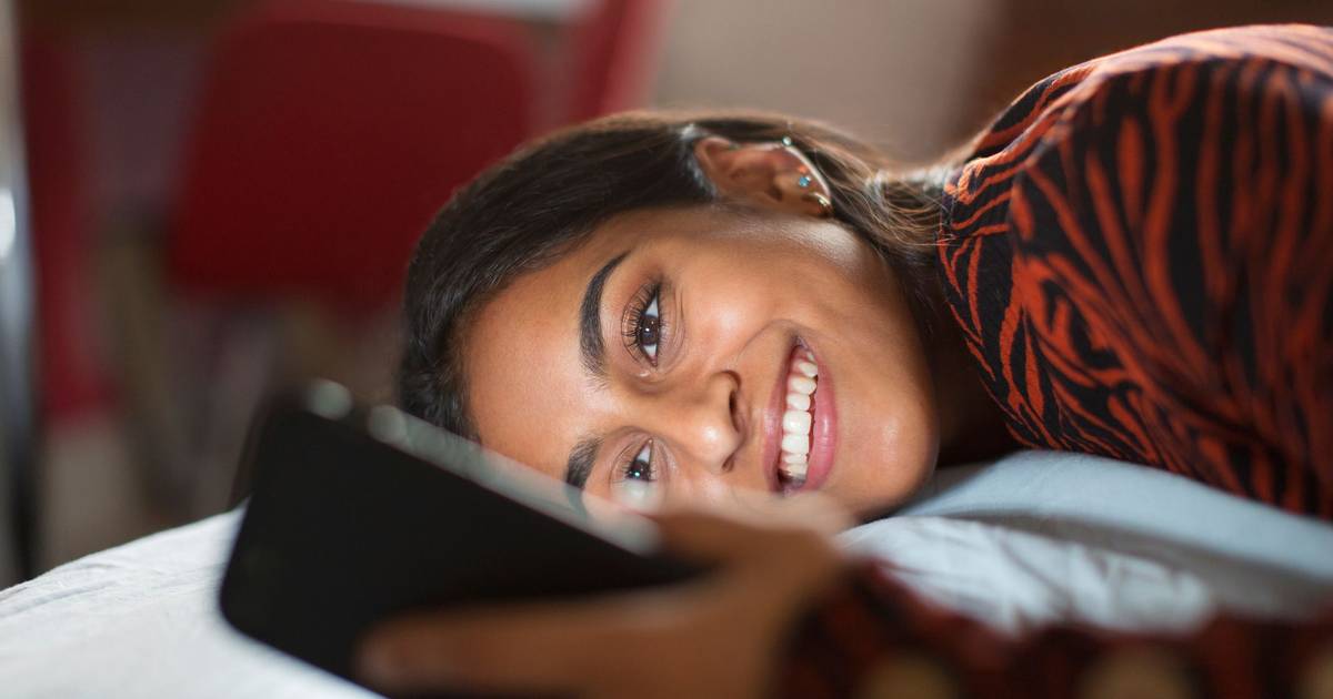 Netflix diz que não está a “estupidificar” os seus filmes para poderem ser mais facilmente vistos no telemóvel