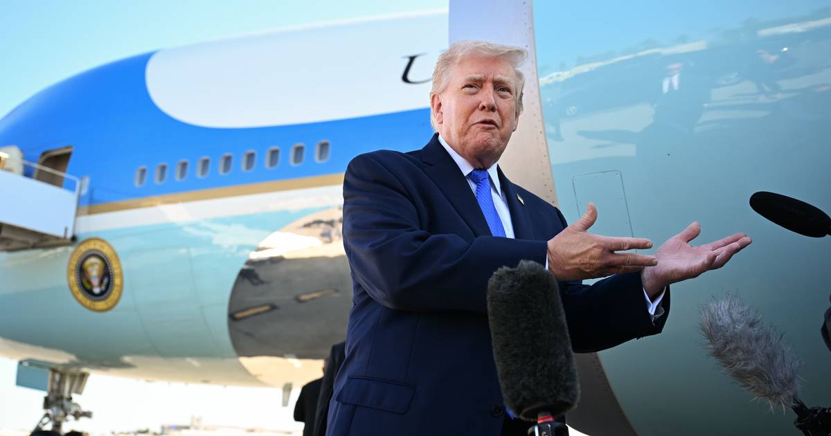 Trump quer petróleo do Irão, diz que nova liderança é "muito mais razoável" e que "talvez" haja acordo em breve