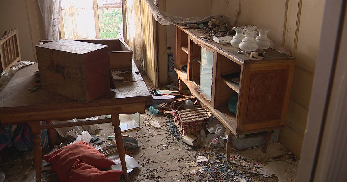 “Isto pode tornar-se uma tragédia”: casal de idosos vive sem condições em prédio no centro de Lisboa