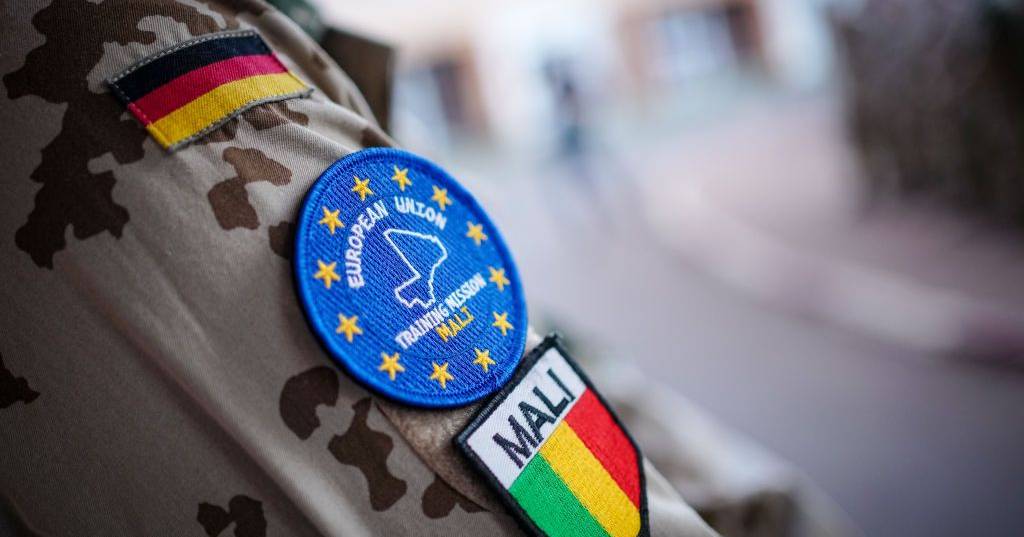 União Europeia é um parceiro presente em África: sempre financiou muito, falta investir em mediação política