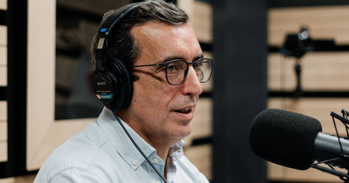 “O algodão é mais rico em celulose que o eucalipto. Enterrarmos toneladas de t-shirts e depois plantamos eucaliptos para extrair celulose”