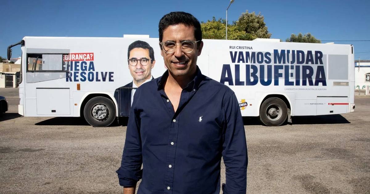 Autarca do Chega de Albufeira proferiu termos “estigmatizantes e ofensivos” contra ciganos