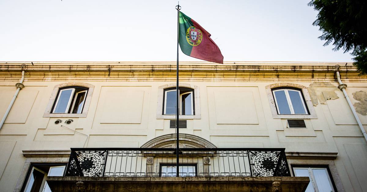 PSD, Chega e PS entregam lista conjunta com quatro candidatos ao Tribunal Constitucional