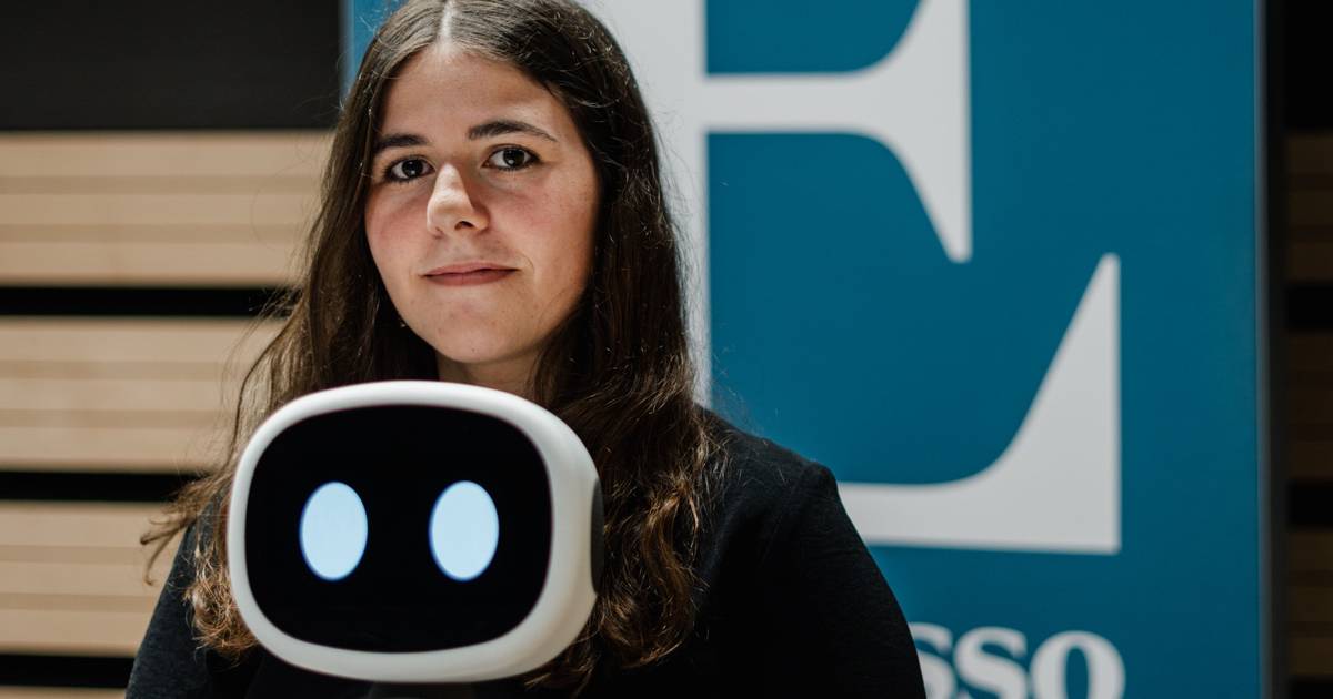 “Roubaram-lhe mais do que 4 mil euros”: a avó de Rita Barbosa foi enganada, a neta criou uma app contra burlas